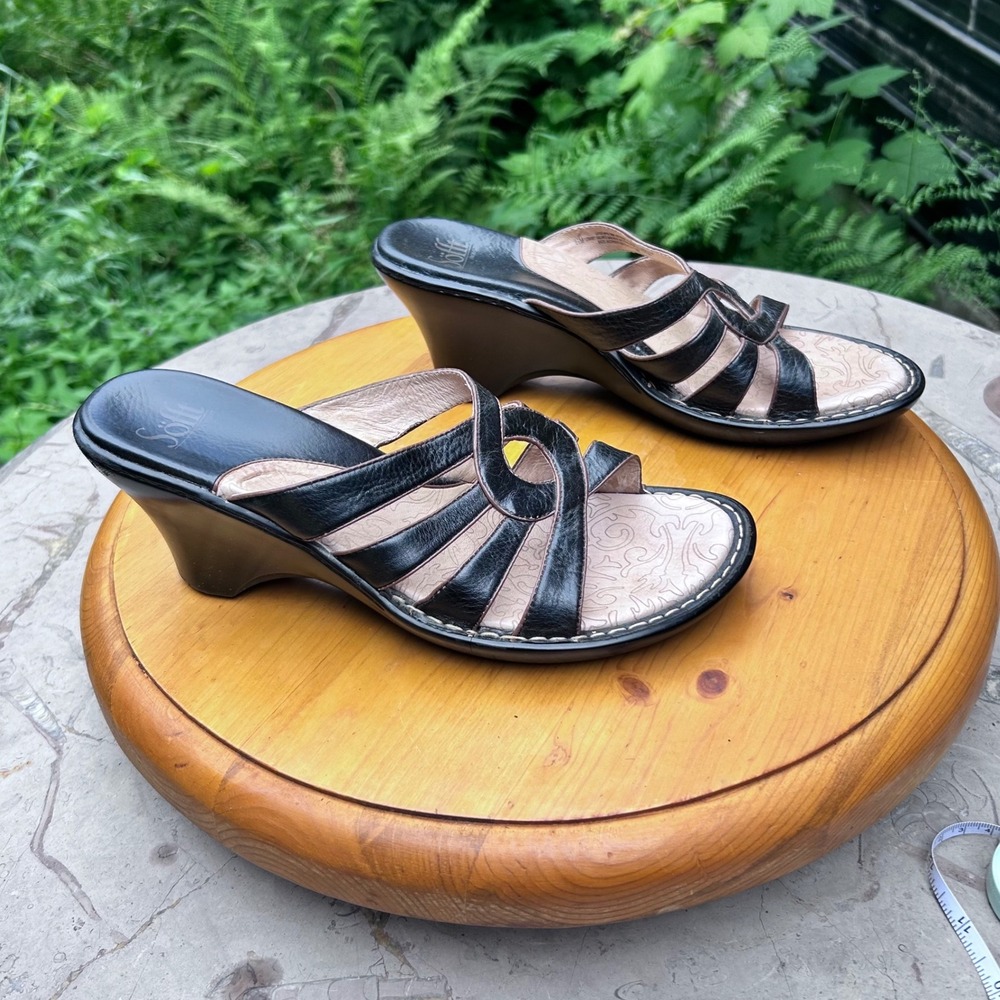 Wedge Sandals Womens Size 9.5 Black Leather Strappy Caged‎ Slide Mules Sofft